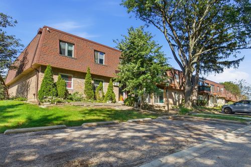 214-735 Grove Dr, Buffalo Grove, IL, 60089-4045 | Card Image
