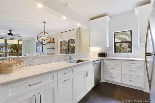 205-100 Uno Lago Dr, Juno Beach, FL, 33408-2600 | Card Image