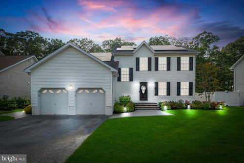 36 Sally St, Howell, NJ, 07731-8819 | Card Image