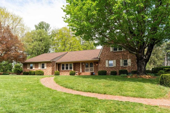 812 Meadowbrook Rd, House other with 4 bedrooms, 4 bathrooms and null parking in WAYNESBORO VA | Image 8