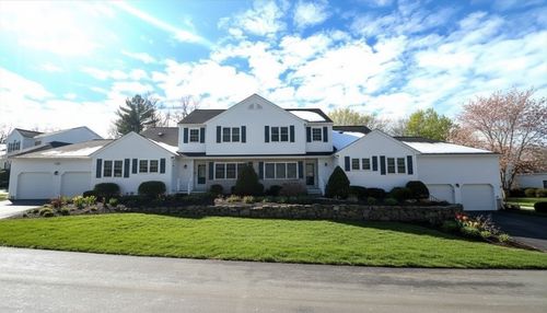 3-3 Oak View Ter, Franklin, MA, 02038-3933 | Card Image
