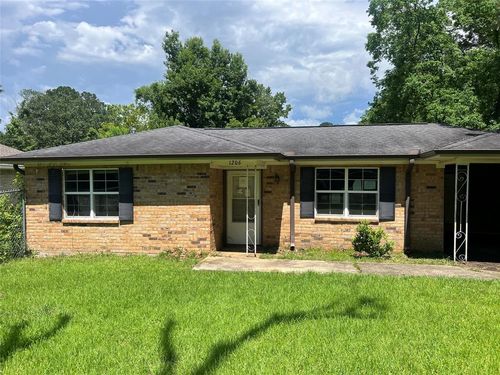 1206 Hopkins Dr, Jasper, TX, 75951-5204 | Card Image