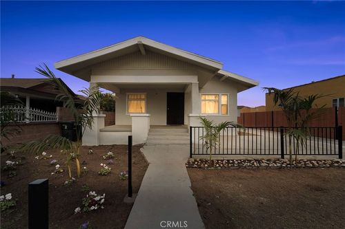 1043 W 95th St, Los Angeles, CA, 90044-3225 | Card Image