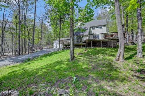 103 Orchard Ln, Greentown, PA, 18426-3520 | Card Image
