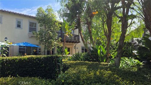 45 Iceberg Rose, Irvine, CA, 92620 | Card Image
