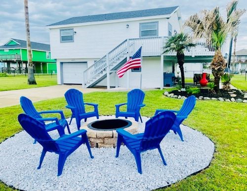 4007 Grayson Dr, Galveston, TX, 77554 | Card Image