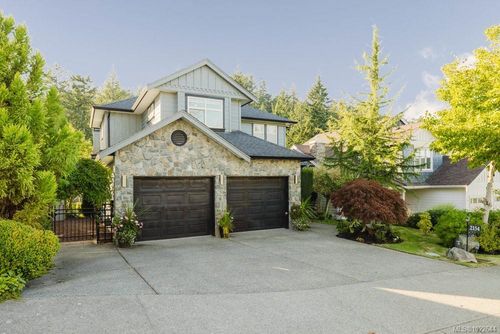 2154 Stone Gate, Victoria, BC, V9B6R5 | Card Image