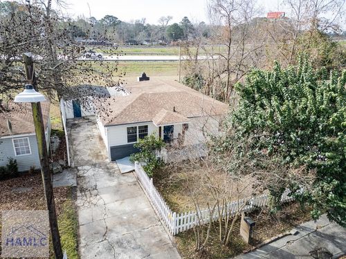 1529 Agate St, savannah, GA, 31415-5288 | Card Image