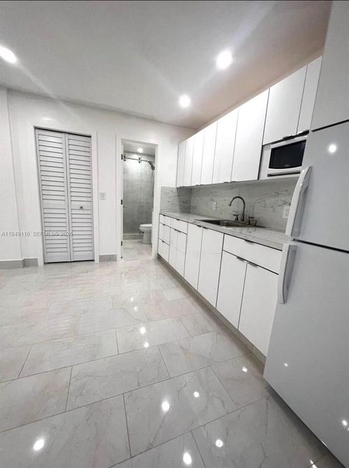 0-4331 Sw 147th Pl, Miami, FL, 33185-4306 | Card Image