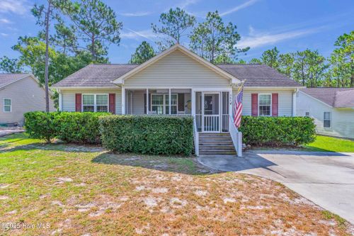 584 Prospect Rd, Southport, NC, 28461-7617 | Card Image