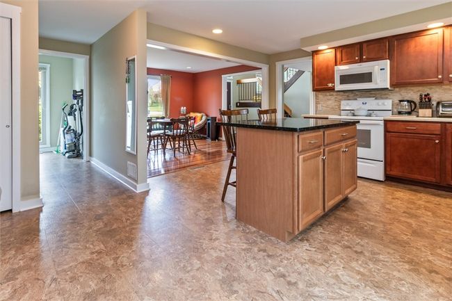 31 Misty Pine Rd, House other with 4 bedrooms, 3 bathrooms and null parking in Fairport NY | Image 18