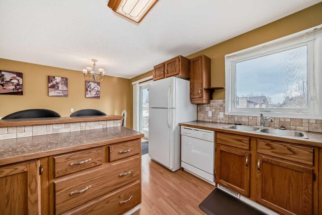 72 Parkwood Crescent, Home with 4 bedrooms, 2 bathrooms and 2 parking in Strathmore AB | Image 18