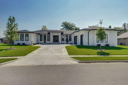 208 N Glengary Dr, Nixa, MO, 65714-9494 | Card Image