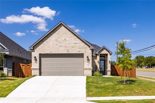 2700 Nw 22nd St, Fort Worth, TX, 76106-5109 | Card Image