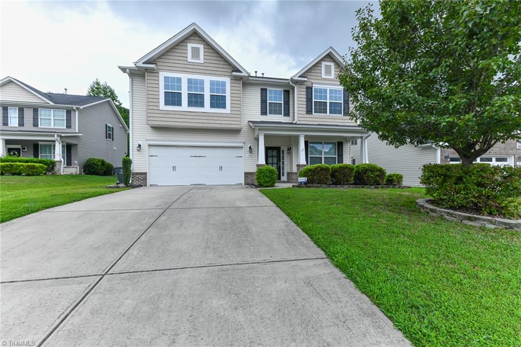 Hawick Ct, Kernersville, NC 27284