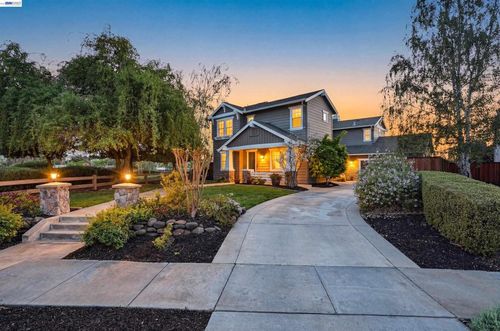 2785 Decker Ln, Livermore, CA, 94550-7070 | Card Image
