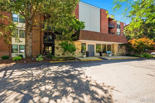 208-590 Sarah Ln, Saint Louis, MO, 63141-6967 | Card Image