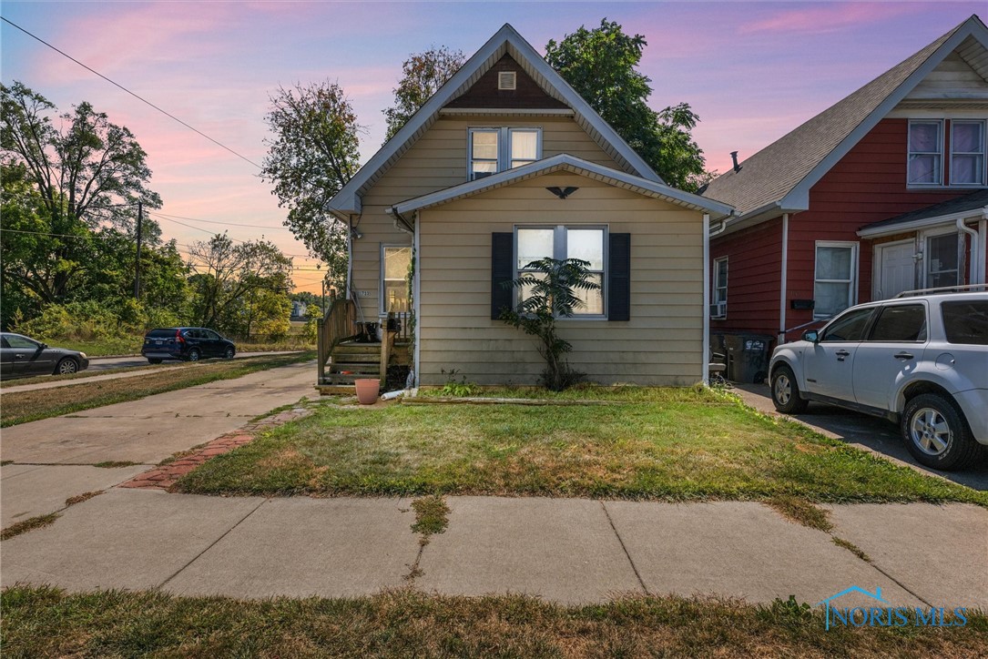 Giant St, Toledo, OH 43613