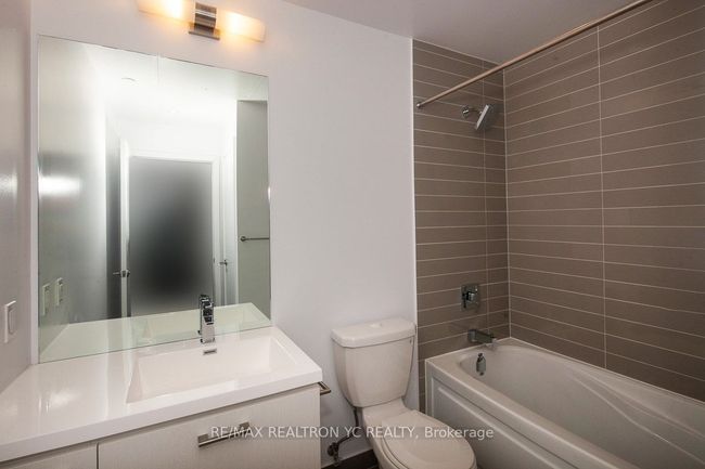 4108 - 87 Peter St, Condo with 1 bedrooms, 1 bathrooms and null parking in Toronto ON | Image 11