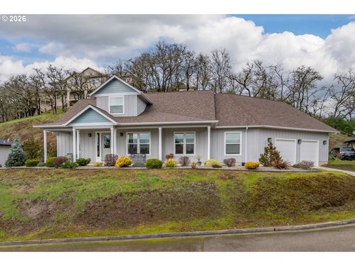 1926 Nw Warewood Terrace Ct, Roseburg, OR, 97471 | Card Image