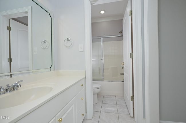 36FullBath | Image 37