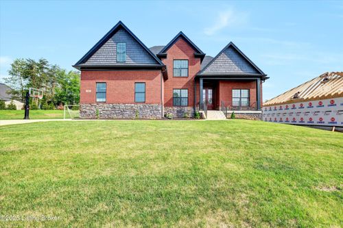 132 Wooded Glen Dr, Mt Washington, KY, 40047-7799 | Card Image