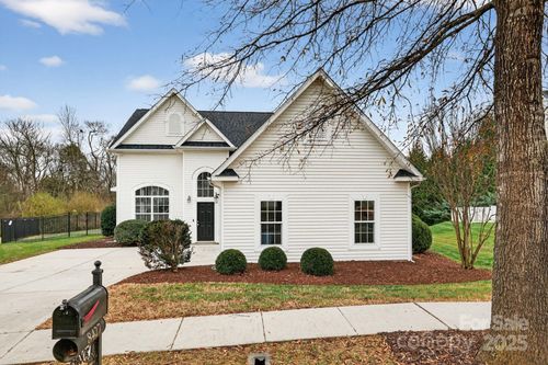 8427 Dawson Ln, Locust, NC, 28097-9418 | Card Image