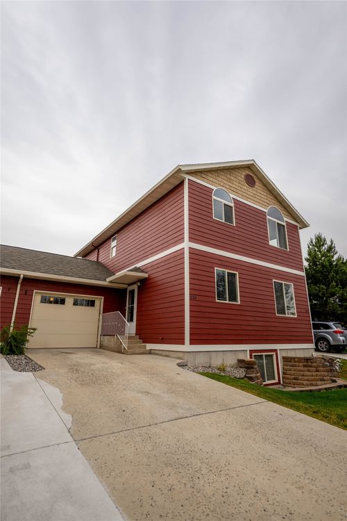 534 Dreben Way, Helena, MT, 59601-5690 | Card Image