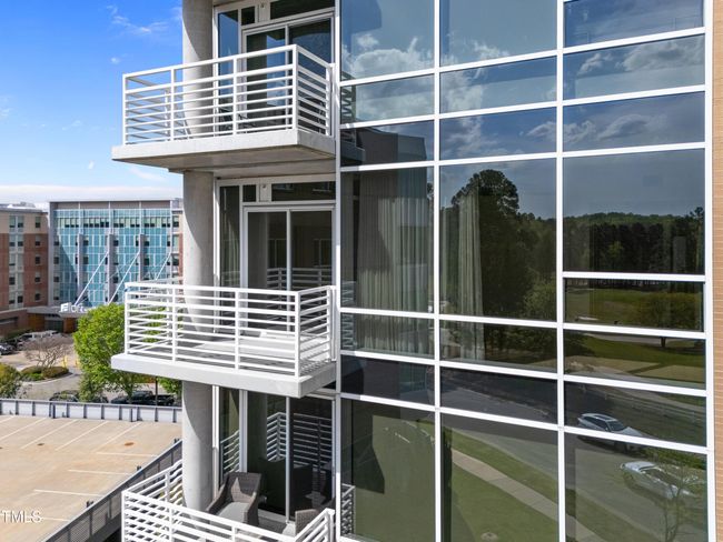 57Balcony | Image 50
