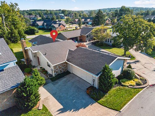 404 Old Stone Ct, Mansfield, OH, 44904 | Card Image