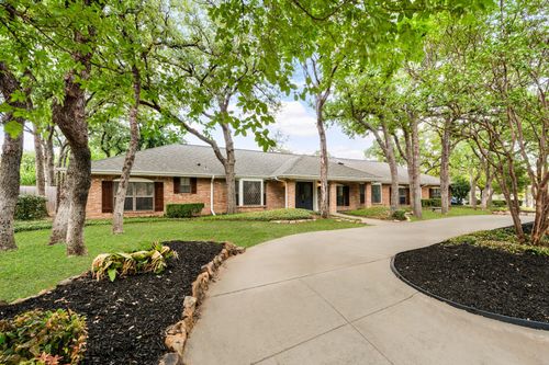 2 Lake Forest Dr, Trophy Club, TX, 76262-5545 | Card Image