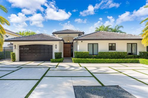 15818 Sw 97th Ter, Miami, FL, 33196-6102 | Card Image