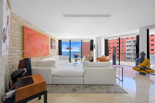 2005-1581 Brickell Ave, Miami, FL, 33129-1240 | Card Image