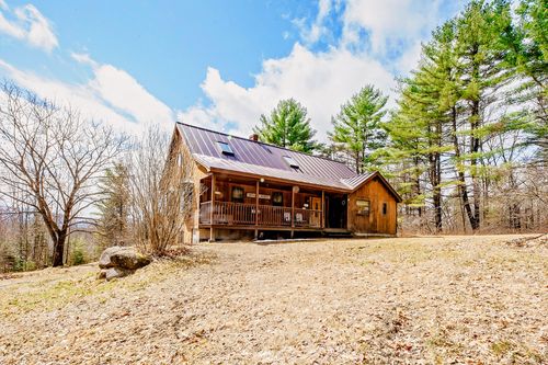414 Taylor Hill Road, New Vineyard, ME, 04956 | Card Image