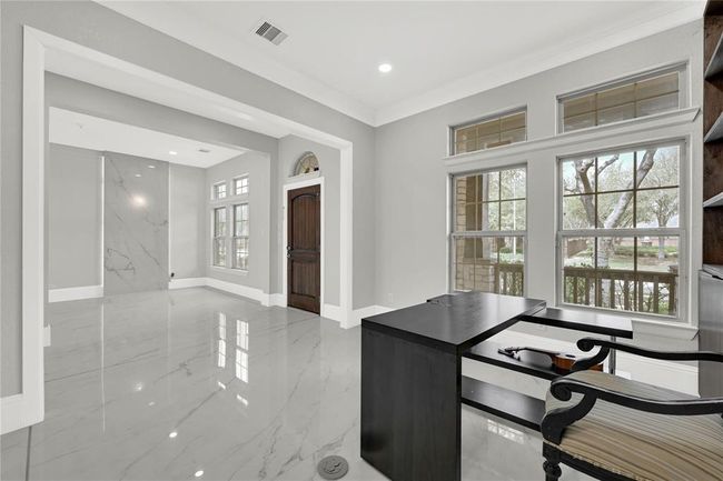 7034 Argonne Trl, House other with 4 bedrooms, 5 bathrooms and 2 parking in Sugar Land TX | Image 9