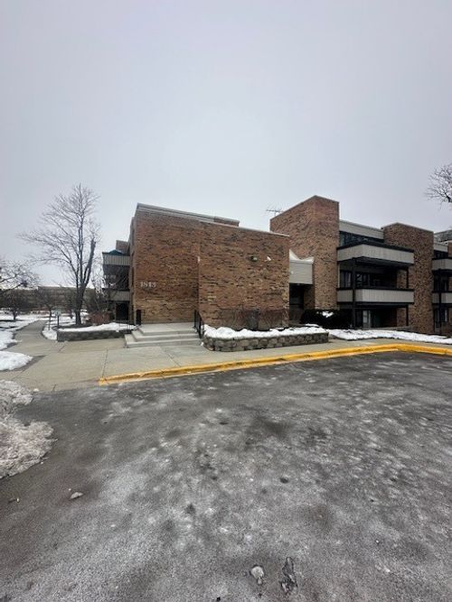311-1813 Hemlock Pl, Schaumburg, IL, 60173-4248 | Card Image