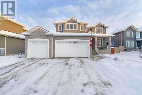 152 Kinniburgh Blvd, Chestermere, AB, T1X0M2 | Card Image