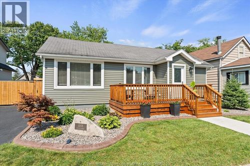1009 William St, Tecumseh, ON, N8N2A5 | Card Image