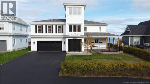 2156 Queen Elizabeth Dr, Bathurst, NB, E2A4Y4 | Card Image