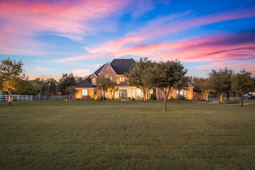 911 Noble Champions Way, Bartonville, TX, 76226-6395 | Card Image