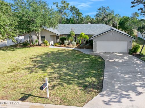 19 Oakmont Cir, Ormond Beach, FL, 32174-3816 | Card Image