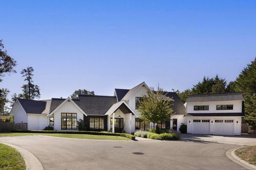 585 Downey Rd, North Saanich, BC, V8L5M6 | Card Image