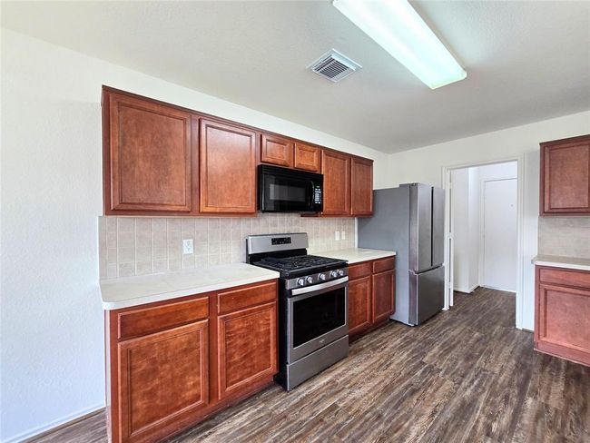 22911 Twisting Maple Ct, House other with 3 bedrooms, 3 bathrooms and 2 parking in Spring TX | Image 16