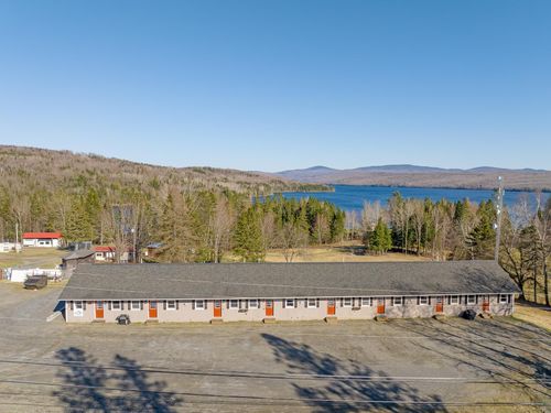6 Motel Dr, Pittsburg, NH, 03592 | Card Image