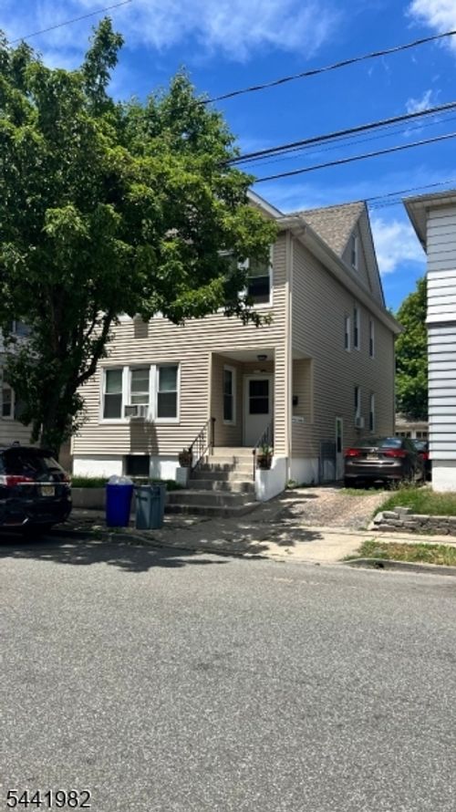 52 Christie Ave, Clifton, NJ, 07011-1212 | Card Image