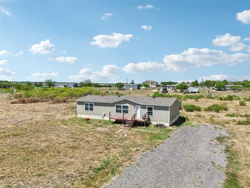201 San Fernando Rd, Kyle, TX, 78640-3310 | Card Image