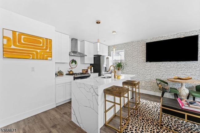 1465 E 2 Nd St, Home with 4 bedrooms, 4 bathrooms and null parking in Plainfield NJ | Image 9