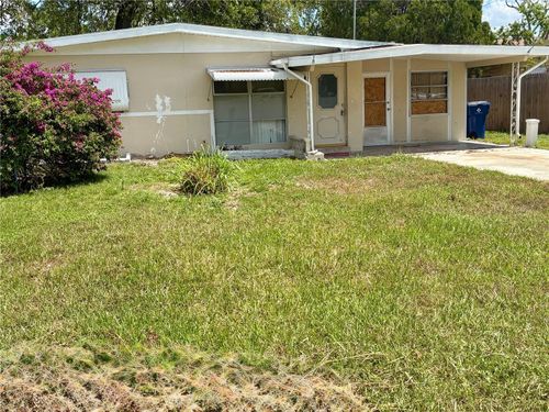 7361 Royal Palm Dr, NEW PORT RICHEY, FL, 34652-1126 | Card Image