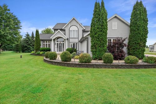 W309N7516 Champion Run, Hartland, WI, 53029-8440 | Card Image