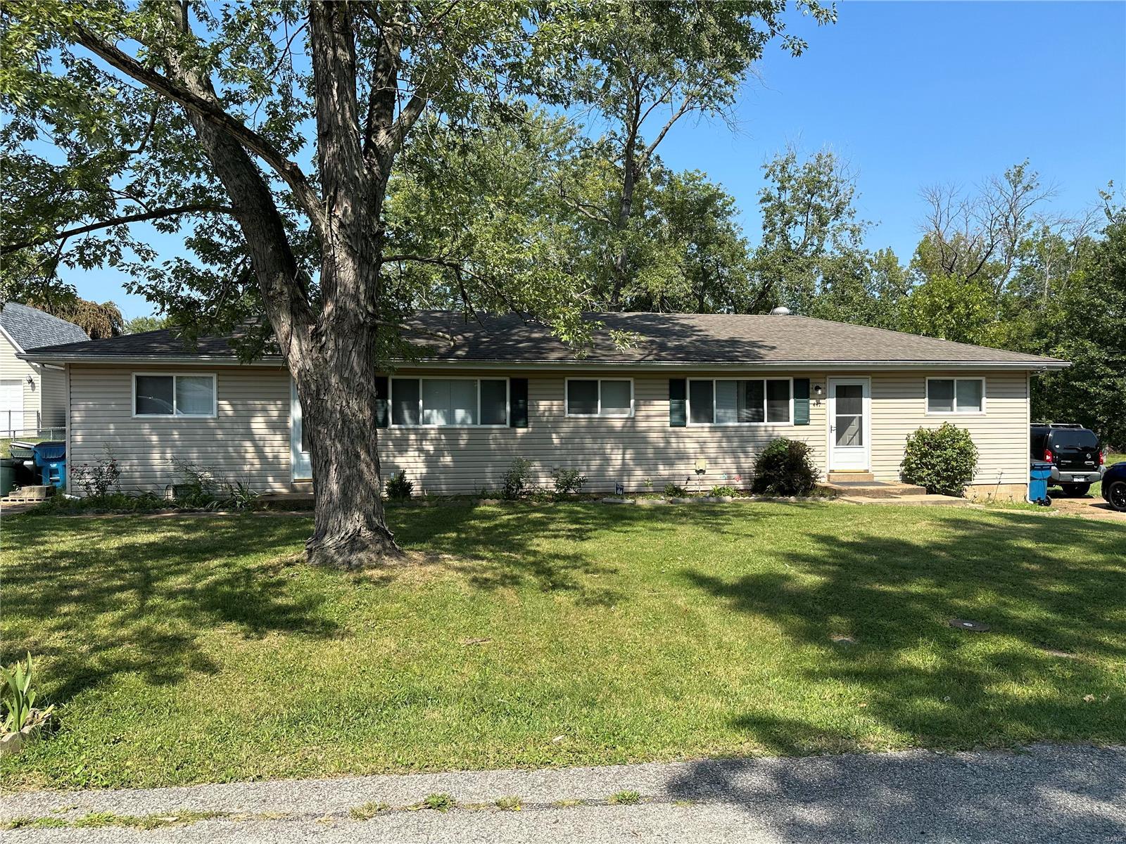 Mabel Dr, Arnold, MO 63010